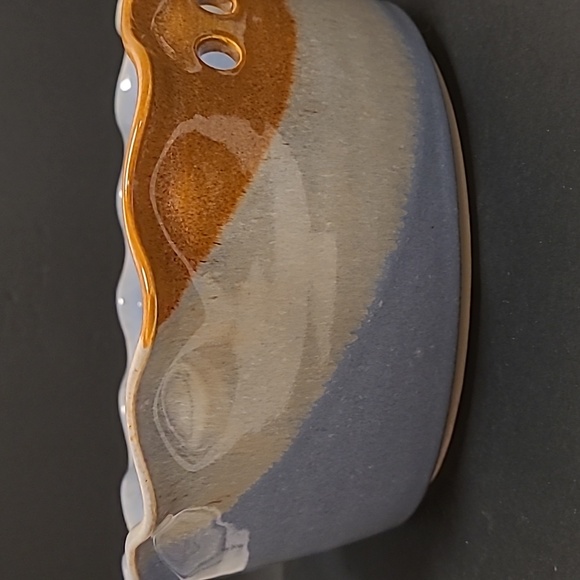 Vintage Clay Pen Pottery USA Casserole Dish With Scalloped Ruffled Rim - Picture 6 of 16